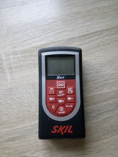 Лот: 15463932. Фото: 1. Лазерный дальномер Skil Xact 0530. Электроинструмент