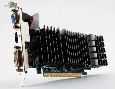 Лот: 16394618. Фото: 1. Видеокарта ASUS nVidia GeForce... Видеокарты
