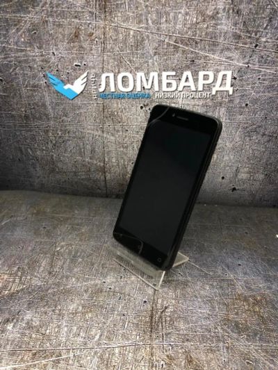 Лот: 17571688. Фото: 1. Смартфон Fly FS505 Nimbus 7(Т7788... Смартфоны