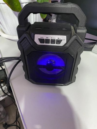 Лот: 25897608. Фото: 1. Портативная беспроводная колонка. Портативные, беспроводные колонки