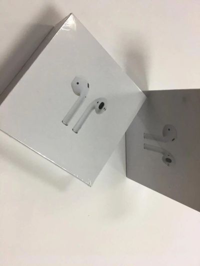 Лот: 10947275. Фото: 1. Беспроводные наушники Ear Pods. Красноярск
