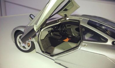 Лот: 7145755. Фото: 1. Модель авто McLaren F1 autoart... Автомоделизм