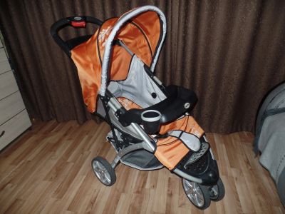 Лот: 12680121. Фото: 1. Коляска Geoby c922. Коляски