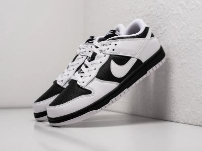 Лот: 24978808. Фото: 1. Кроссовки Nike SB Dunk Low. Кеды, кроссовки, слипоны