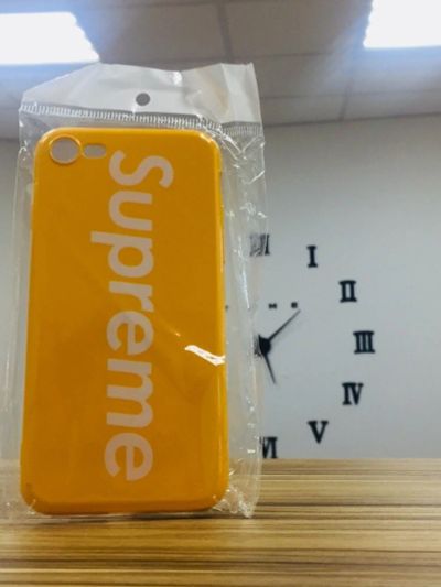 Лот: 11966636. Фото: 1. Чехол iPhone 8 Supreme PC (жёлтый... Чехлы, бамперы