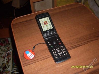 Лот: 287705. Фото: 1. LG KF300. Кнопочные мобильные телефоны