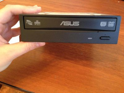 Лот: 3353669. Фото: 1. Дисковод Asus IDE/Sata. Приводы CD, DVD, BR, FDD