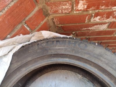 Лот: 17933085. Фото: 1. комплект зимней резины kumho. Шины