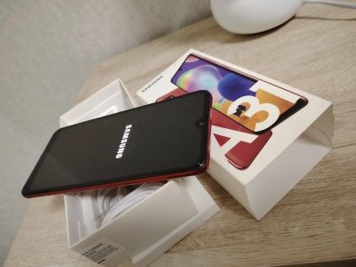 Лот: 24640259. Фото: 1. Samsung a31. Смартфоны