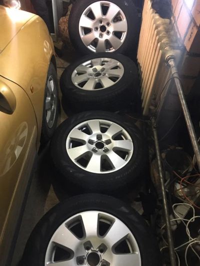 Лот: 9441564. Фото: 1. Диски Audi Q7 с шинами Pirelli... Шины на дисках