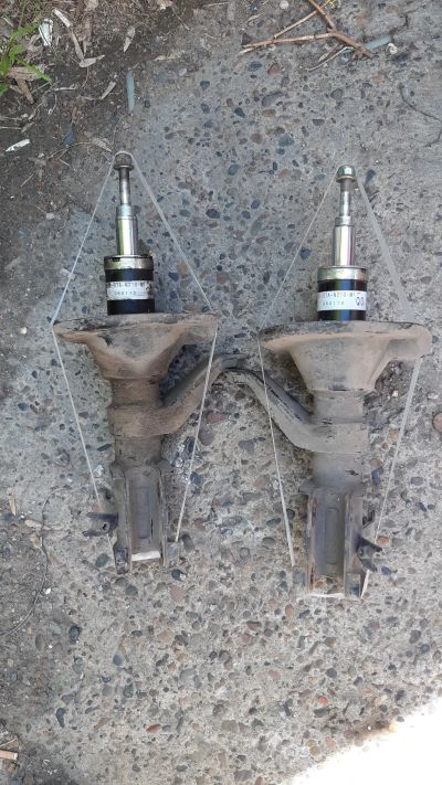 Лот: 16001107. Фото: 1. стойки передние honda stream rn1. Ходовая, подвеска, рулевое управление