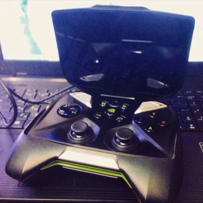 Лот: 5475670. Фото: 1. Nvidia shield portable. Торг возможен... Игровые приставки, консоли
