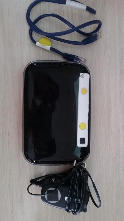 Лот: 7436323. Фото: 1. Беспроводной Wi-Fi маршрутизатор... Маршрутизаторы (роутеры)