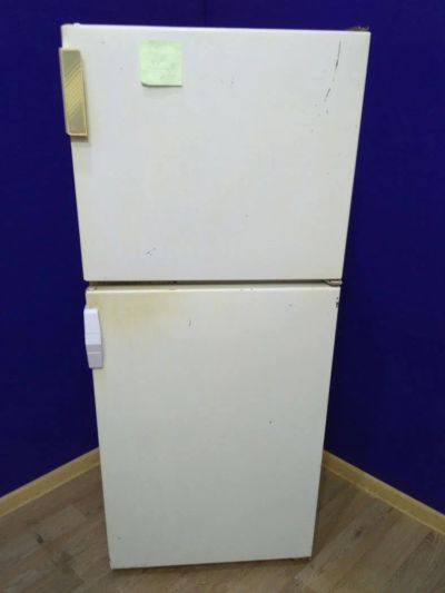 Лот: 9875565. Фото: 1. Холодильник Бирюса Б-22 (до 2000г... Холодильники, морозильные камеры