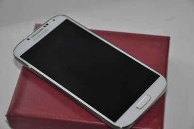 Лот: 4537761. Фото: 1. Samsung Galaxy S4 GT-I9505 16Gb... Смартфоны