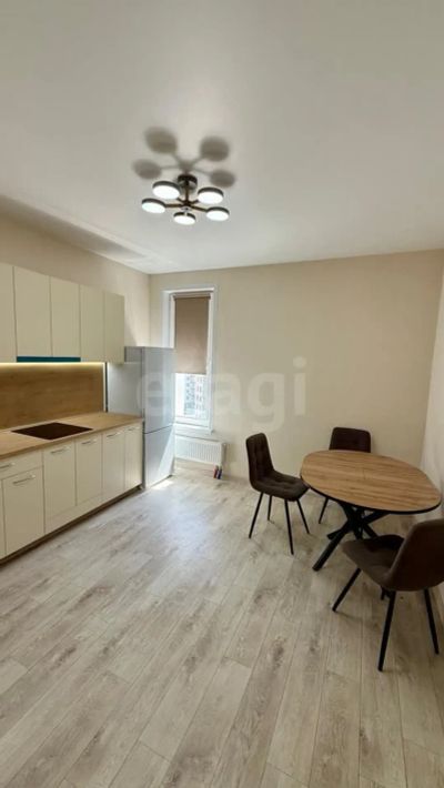 Лот: 25552900. Фото: 1. 2-комн. квартира , Красноярск... Квартиры, студии