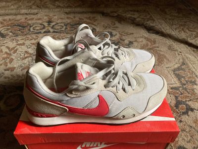 Лот: 25777849. Фото: 1. Кроссовки Nike Оригинал. Кеды, кроссовки, слипоны