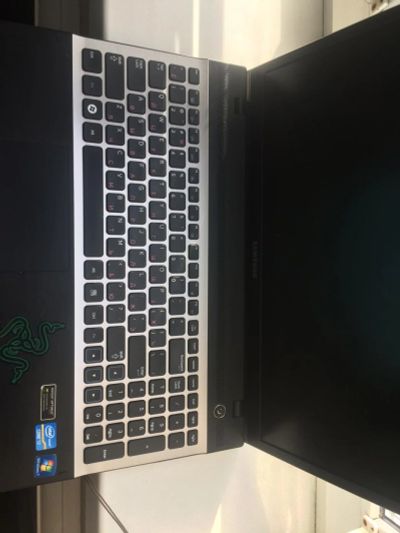 Лот: 10423269. Фото: 1. Samsung NP300V5A-S0Y. Intel Core... Ноутбуки