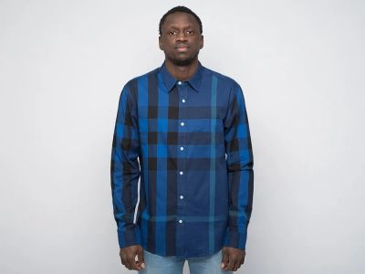Лот: 21430353. Фото: 1. Рубашка Burberry. Рубашки, водолазки