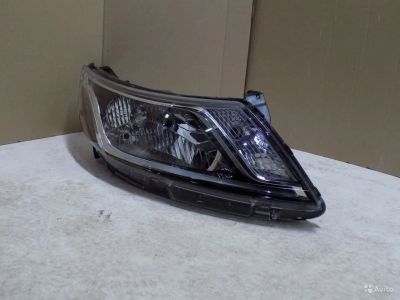 Лот: 6805434. Фото: 1. Продам фару правую б/у Kia Rio... Оптика и освещение