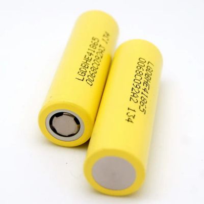 Лот: 7709074. Фото: 1. Аккумулятор LG HE4 18650 3.6V... Батарейки, аккумуляторы, элементы питания