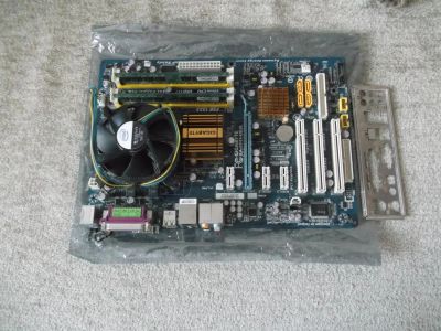 Лот: 3855015. Фото: 1. Gigabyte GA-EP41-UD3L + Intel... Материнские платы