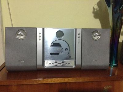 Лот: 4236948. Фото: 1. Музыкальный центр Philips MCM240. Музыкальные центры, магнитолы