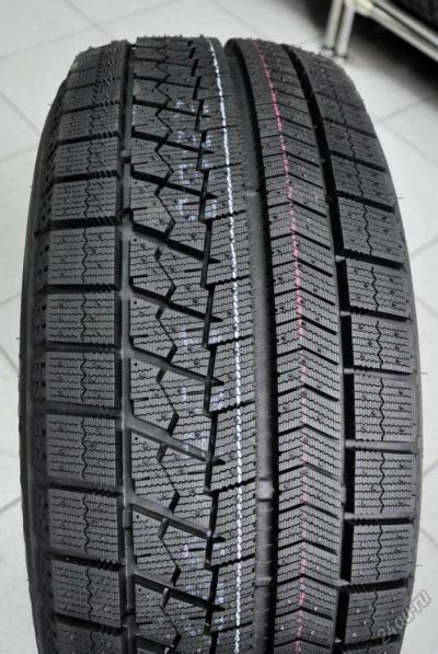 Лот: 6584898. Фото: 1. Bridgestone Blizzak VRX 185/65... Шины