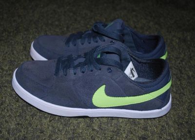 Лот: 6046563. Фото: 1. Кроссовки NIKE 39 р-р. Кеды, кроссовки, слипоны