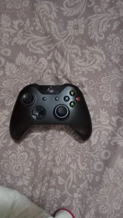Лот: 18395226. Фото: 1. Геймпад xbox one. Аксессуары для игровых приставок, консолей, геймпады