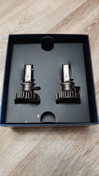 Лот: 19566483. Фото: 1. Светодиодные LED лампы Philips... Оптика и освещение