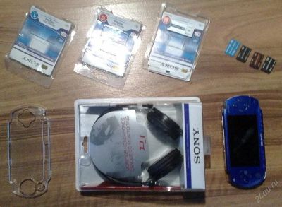 Лот: 95729. Фото: 1. Продам PSP fat + много интересного. Игровые приставки, консоли