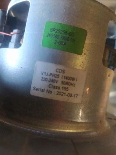 Лот: 21587570. Фото: 1. двигатель от пылесоса мощного. Запчасти, комплектующие для пылесосов, утюгов