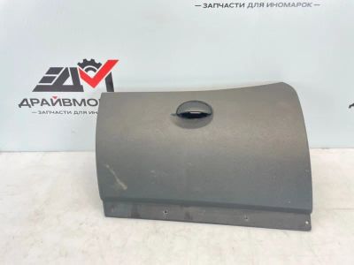 Лот: 25663574. Фото: 1. крышка бардачка Renault Sandero... Двигатель и элементы двигателя