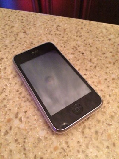Лот: 3628475. Фото: 1. Iphone 3gs (8gb). Смартфоны