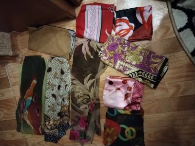 Лот: 21037790. Фото: 1. 9 платков. Шарфы, платки
