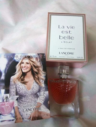 Лот: 12659354. Фото: 1. женская парфюмерная вода Lancome. Женская парфюмерия