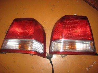 Лот: 2903762. Фото: 1. Задние стоп сигналы на Camry SV40. Оптика и освещение