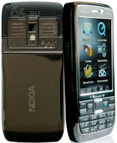 Лот: 552164. Фото: 1. NOKIA E72 TV. Кнопочные мобильные телефоны