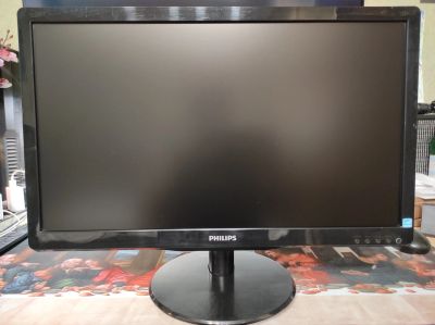 Лот: 22849658. Фото: 1. 21.5" Монитор Philips 226V4LAB... ЖК-мониторы