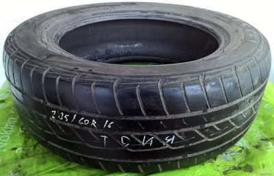 Лот: 13644673. Фото: 1. Шины 205/60 R16 205/60/16 Toyo... Шины