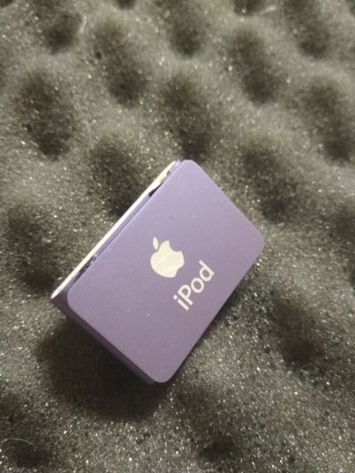 Лот: 15865247. Фото: 1. С рубля! Apple Ipod shuffle 1gb. Плееры
