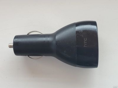 Лот: 18311185. Фото: 1. Автомобильная зарядка от HTC. Зарядные устройства, блоки питания, адаптеры сетевые для смартфонов