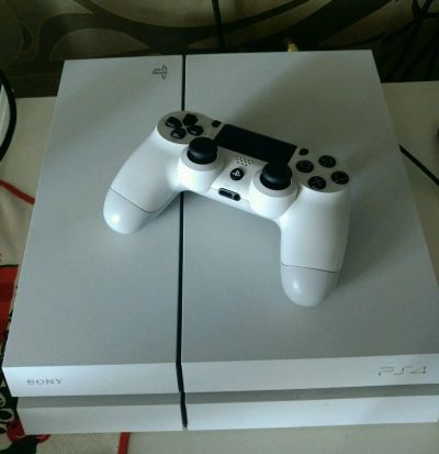Лот: 11653262. Фото: 1. Play Station 4 1000гб. (800 Гиг... Игровые приставки, консоли