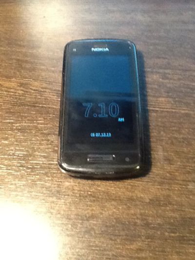 Лот: 3495620. Фото: 1. Продам Nokia c6-01 + кожаный чехол... Смартфоны
