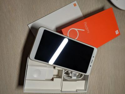 Лот: 17872312. Фото: 1. Redmi 6 3/32GB. Смартфоны