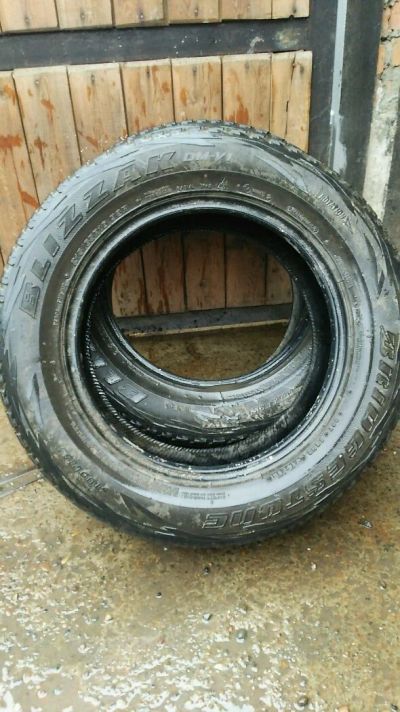 Лот: 14574084. Фото: 1. Шины на докатку Bridgestone. Шины