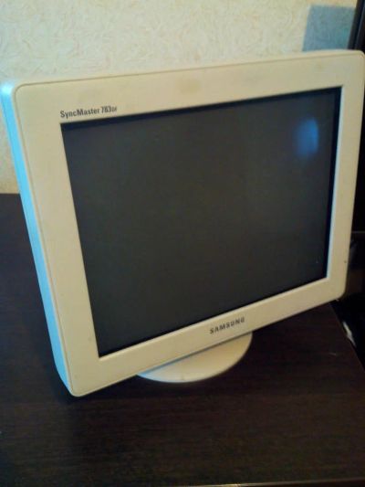 Лот: 5005925. Фото: 1. Монитор Samsung Syngmaster 783DF. ЭЛТ-мониторы
