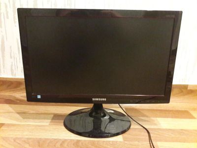 Лот: 10889440. Фото: 1. Монитор Samsung S20C300BL 19.5. ЖК-мониторы