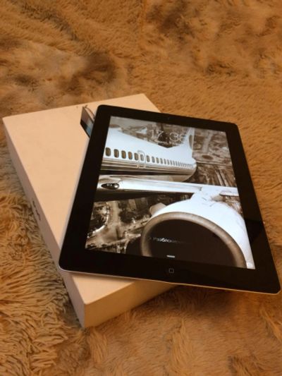 Лот: 8831562. Фото: 1. Apple IPad 2 16GB Wi-Fi+3G. Планшеты